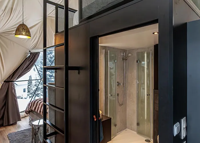 Campo de lujo Glamping Spindl One&only Špindlerŭv Mlýn
